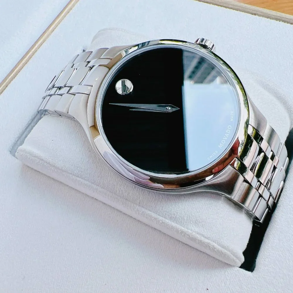 Wow! Movado Men's Silver Tone Watch w/ Box